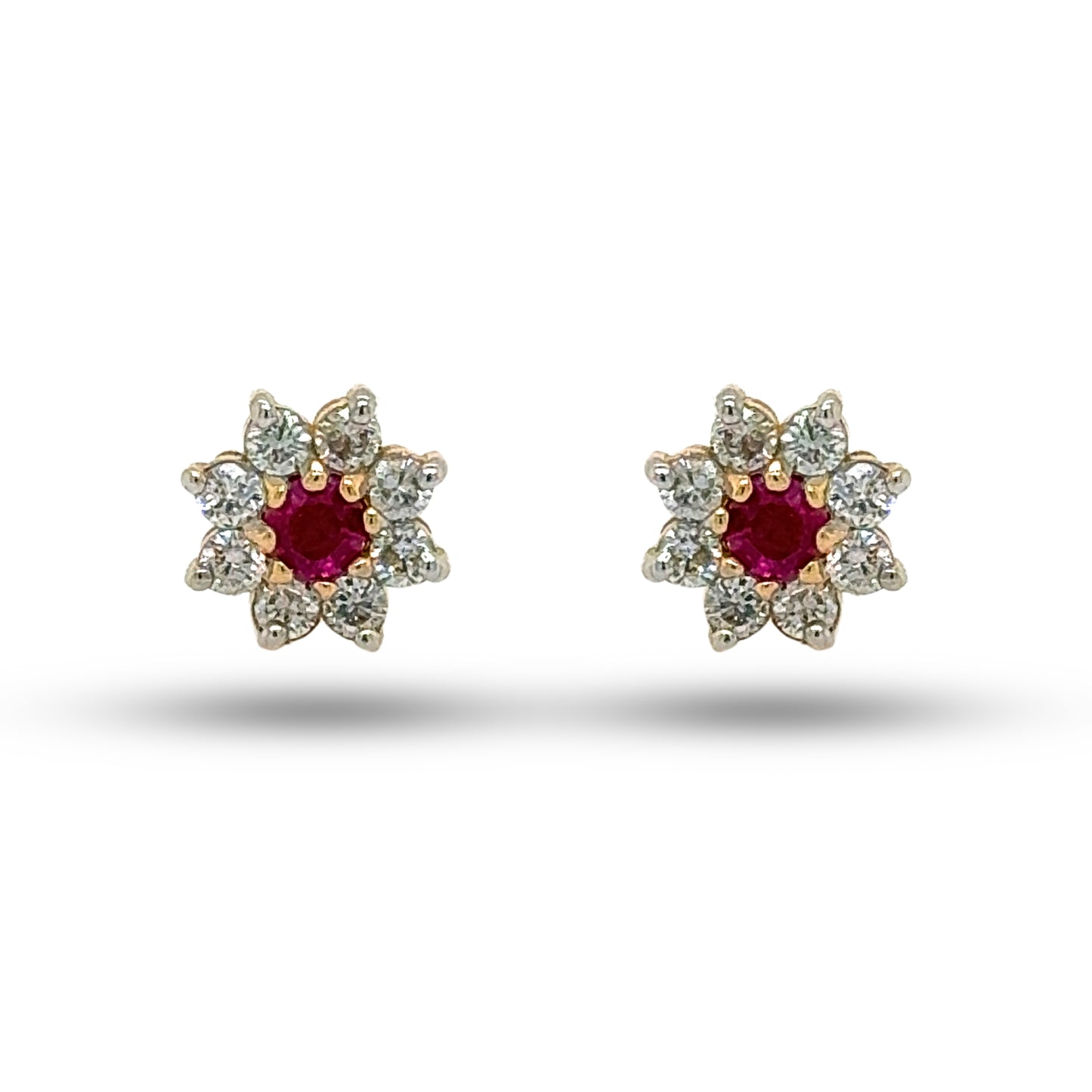 14K Gold, Flower Design Diamond Earring