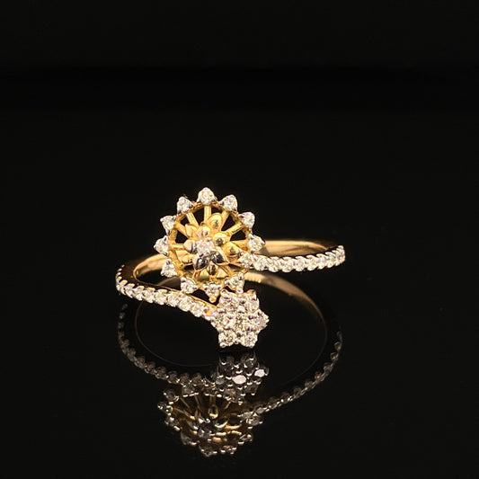 18 kt Yellow Gold Chakra Flower Ring with Diamonds
