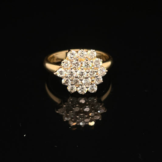 14 kt Yellow Gold Close Cluster Diamond Ring