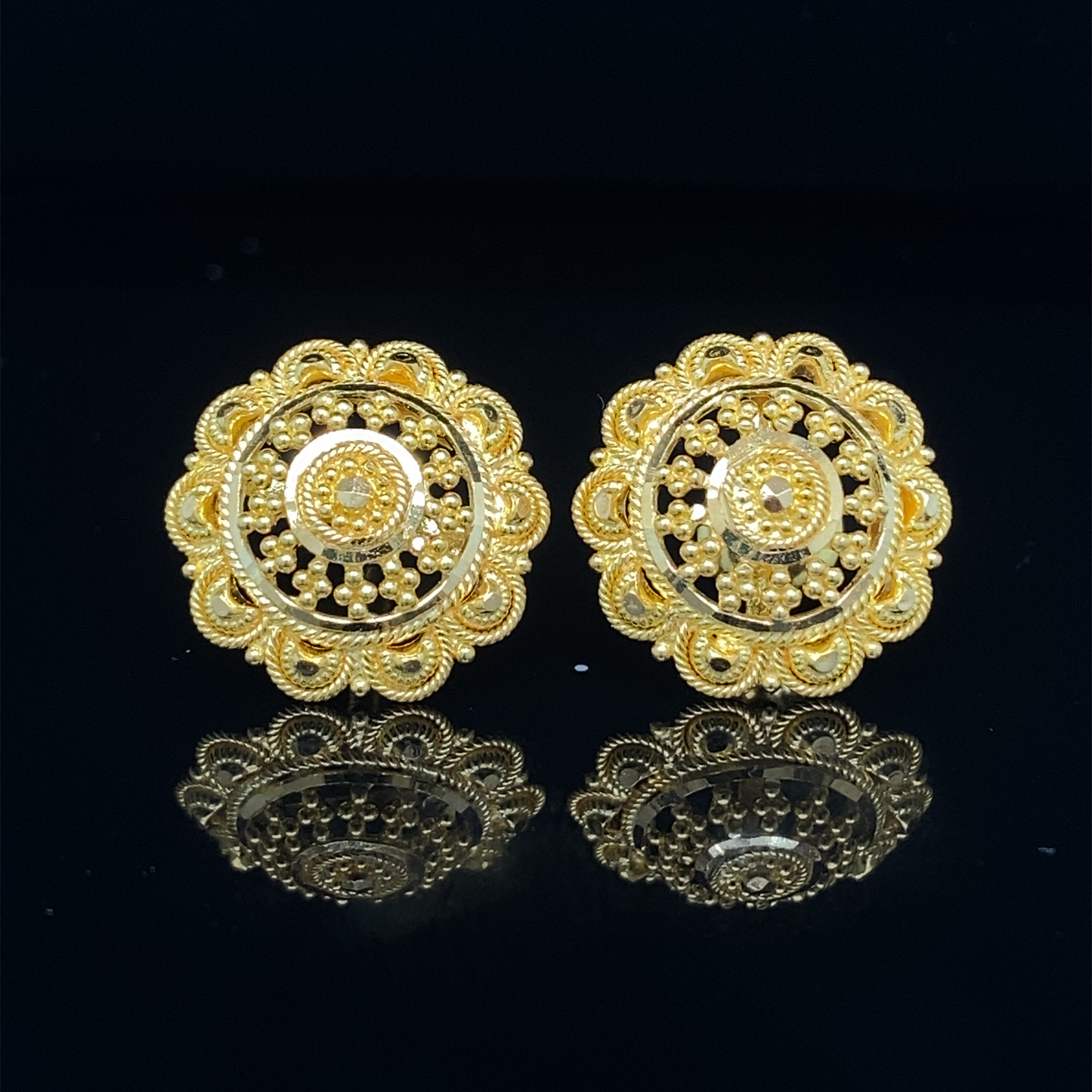 22KT Round Gold Earring