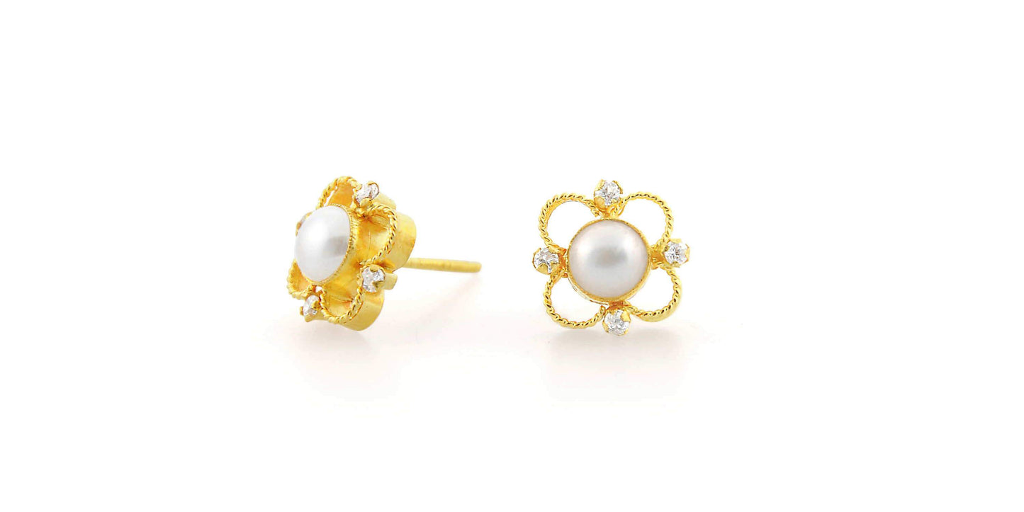 24K/22K Handmade Flower Design Pearl Earring - Queens Diamond & Jewelry